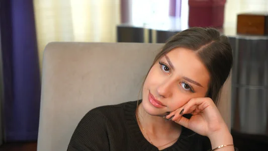 SuzanHirata Public Immagine  2