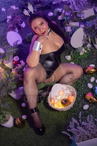 Isabella_Daniell Happy Easter🐰 Pic 3