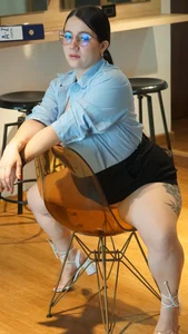 KendalWest_ SEXY SECRETARY IS HERE Kuva 6