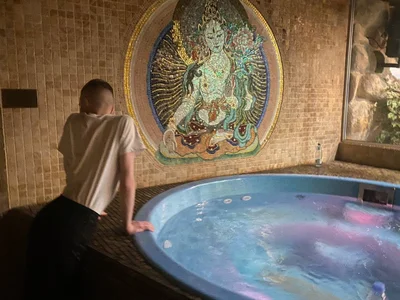 Christopher_Brown Public Foto 4