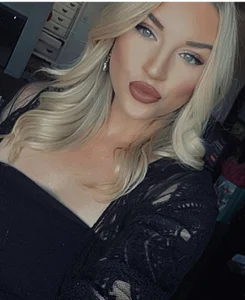 luna-ghxst628 Public টি ছবি