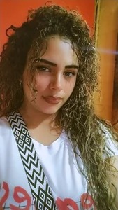 violet-white Public Pic 4