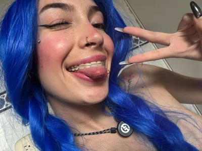 Danna_Lildevil Charming and bitch Poză 3