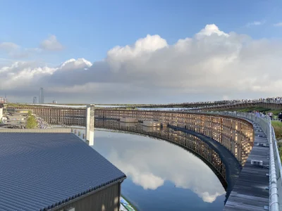 iiiviviii Public Poză 3