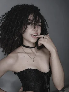 Public od Mia_curly1  5 snímek