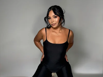 CharlotteGraay Pleasure and elegance🤍 Bilde 3