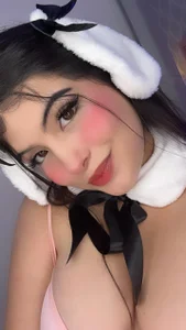 martina_rivera_ COW GIRL 💦🤍 Immagine  2