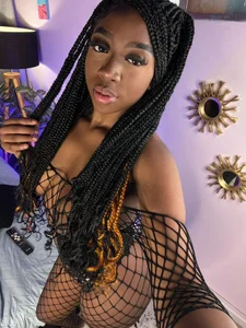 Emaaa-curvyy Catch me if u can Foto 6