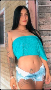 single_mother_indecent Public Pic 5