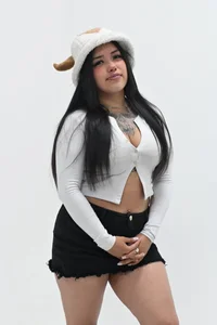 Mariia_Juanaa Public Pic 4