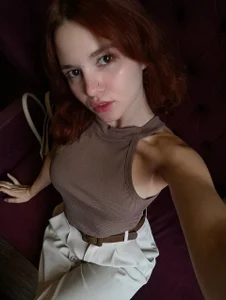 little_poetryyy Public Pic