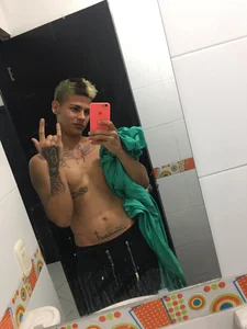 Clyde019のPublicの 3枚の写真