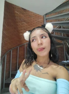I AM KITTY😘