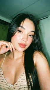 lisa_and_lian 😍 Pic 3