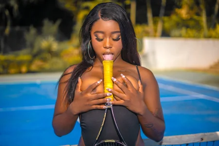 ValeriaRioz Let's play tennis together Pic 6