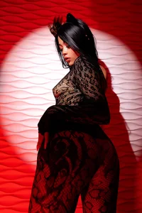 20K Reasons to Desire Me od danika_mori1  4 snímek