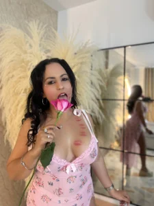 Victoriia_Queen My san valentin photo Foto 2