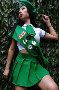 lilyy_evanss Scout Girl 사진