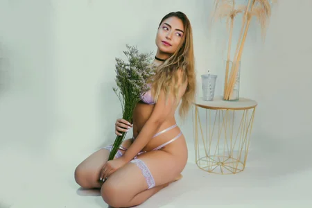 _Kim__M Lilac is pretty Immagine 