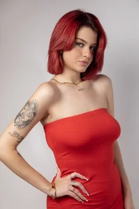 hot 🔥 de MarilynHarpper  2 Imagens