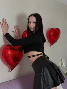 TessaMils total black 🖤 Pic 2