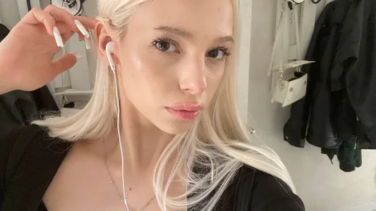 Mooniesiesita Public Foto 5