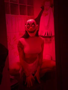 arianaa_tompsoon Happy Halloween🧟‍♀️ Pic 2