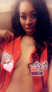 Tyra_x Tyra makes the world go round 💋 Immagine  3