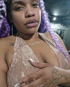 LadyyDeyy Public зображення