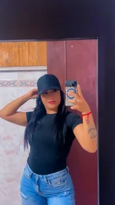 Kiara_Kismet_ Public Foto 2