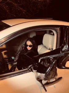 Eva_Devis what would you do to me in this car? slika 7