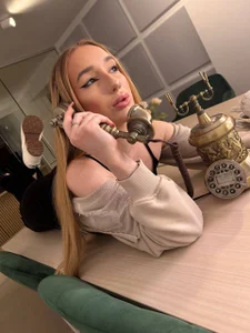 EmmaCin Public Pic 5