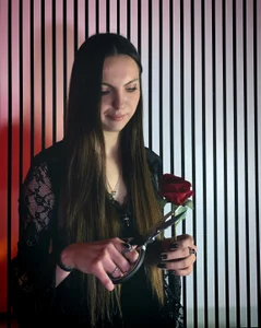 lidel1_ Halloween with Morticia Addams🌹 Pic 2