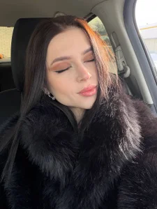 ElgaBlumer New photo Pic 6