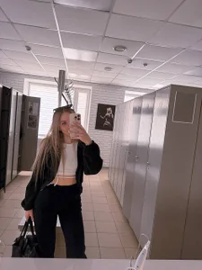 Public od AnabelSinclair  5 snímek