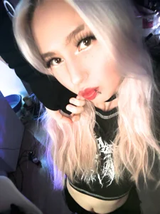 LittleBlondeKitten Public Pic 2