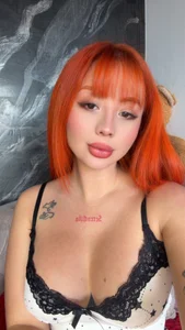 isa_peach's XXX Nude Photo 4