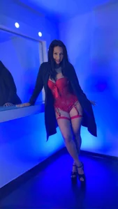 Aisha_Nowak 𝐿𝑒𝑡'𝑠 𝑔𝑒𝑡 𝑤𝑒𝑡💦 Pic 2