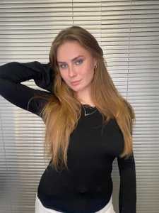 laurajames's photo