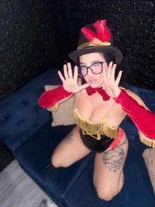 IbbieeBennett_1 Body in fire 🔥 Pic 6