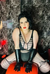 Von_T_ Kiss 💋 圖片