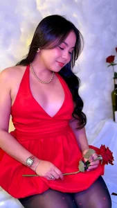 Victoria-Collins_ Happy Valentine's Day💋🔥 Pic 3