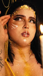 Karmilla_Rosse Sparkles🎄✨ Pic