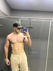 JJ_Shelby Public Immagine  4