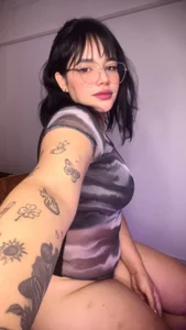 Nia_Blum Are you ready for the show, baby?😈 Pic