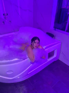 Hott_Hanna Public Pic 7