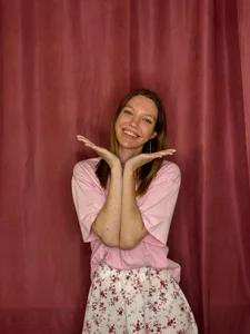 ElainaMoras Public Bilde 2