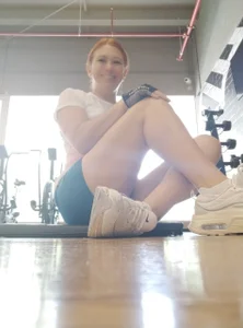 Bryony_Sullyvan Gym girl Pic 2