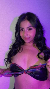 Emma_collins23 Fancy girl Pic 4