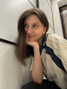 Zdjęcia LouiseChavez your favorite headache 🤕:  5